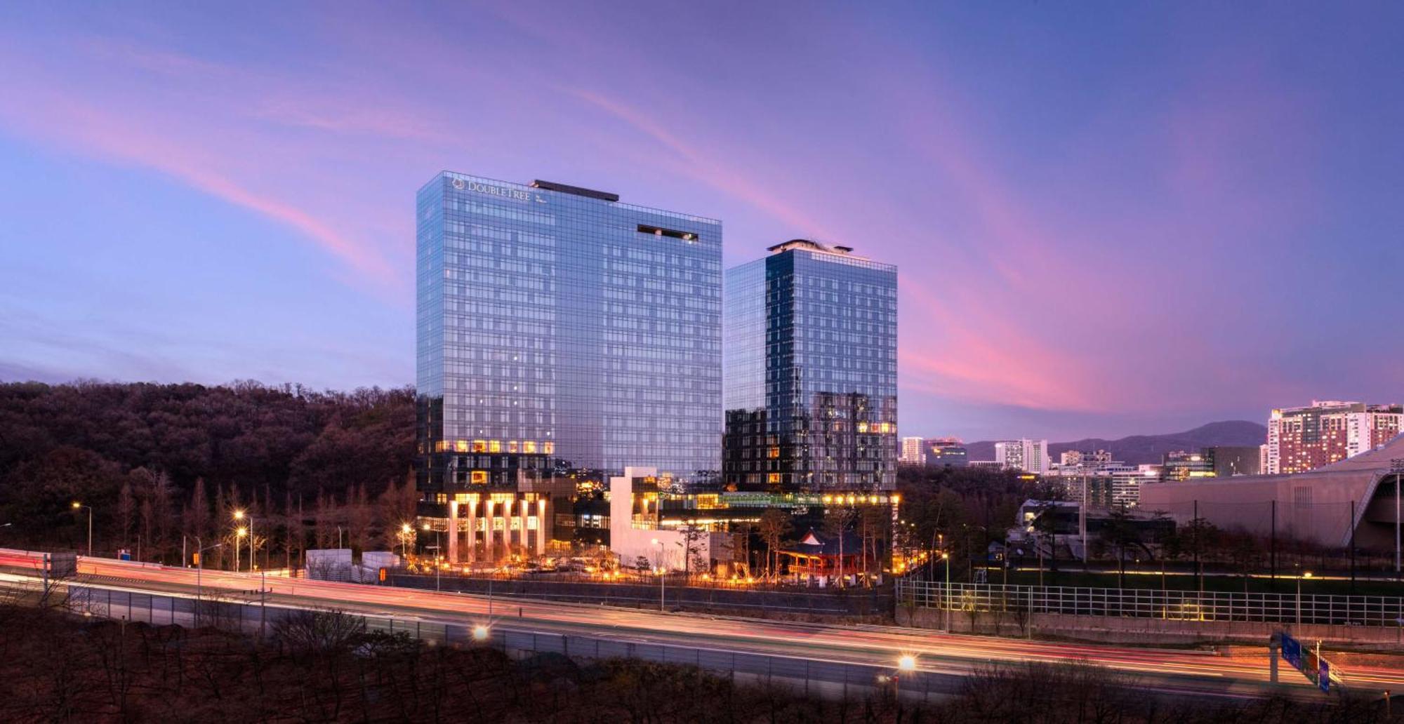 Doubletree By Hilton Seoul Pangyo Residences 성남 외부 사진